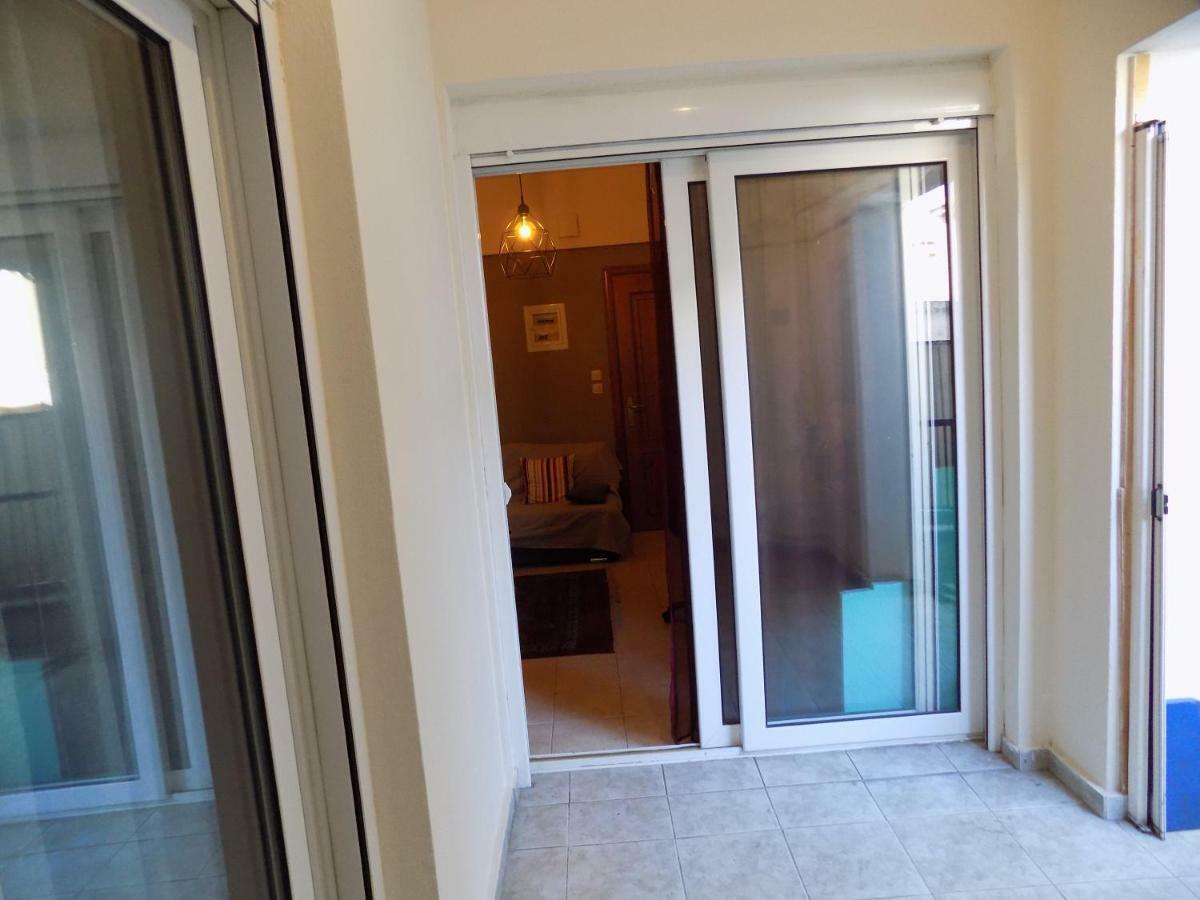 George'S Apartment In Volos Area Exteriör bild