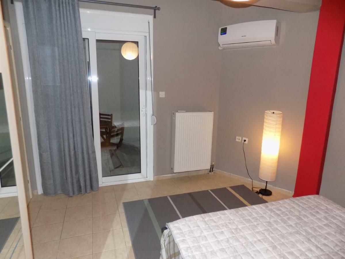 George'S Apartment In Volos Area Exteriör bild