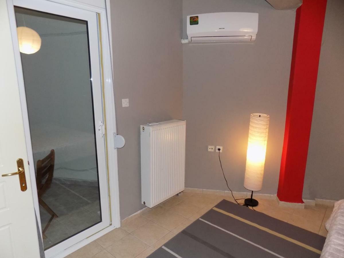 George'S Apartment In Volos Area Exteriör bild