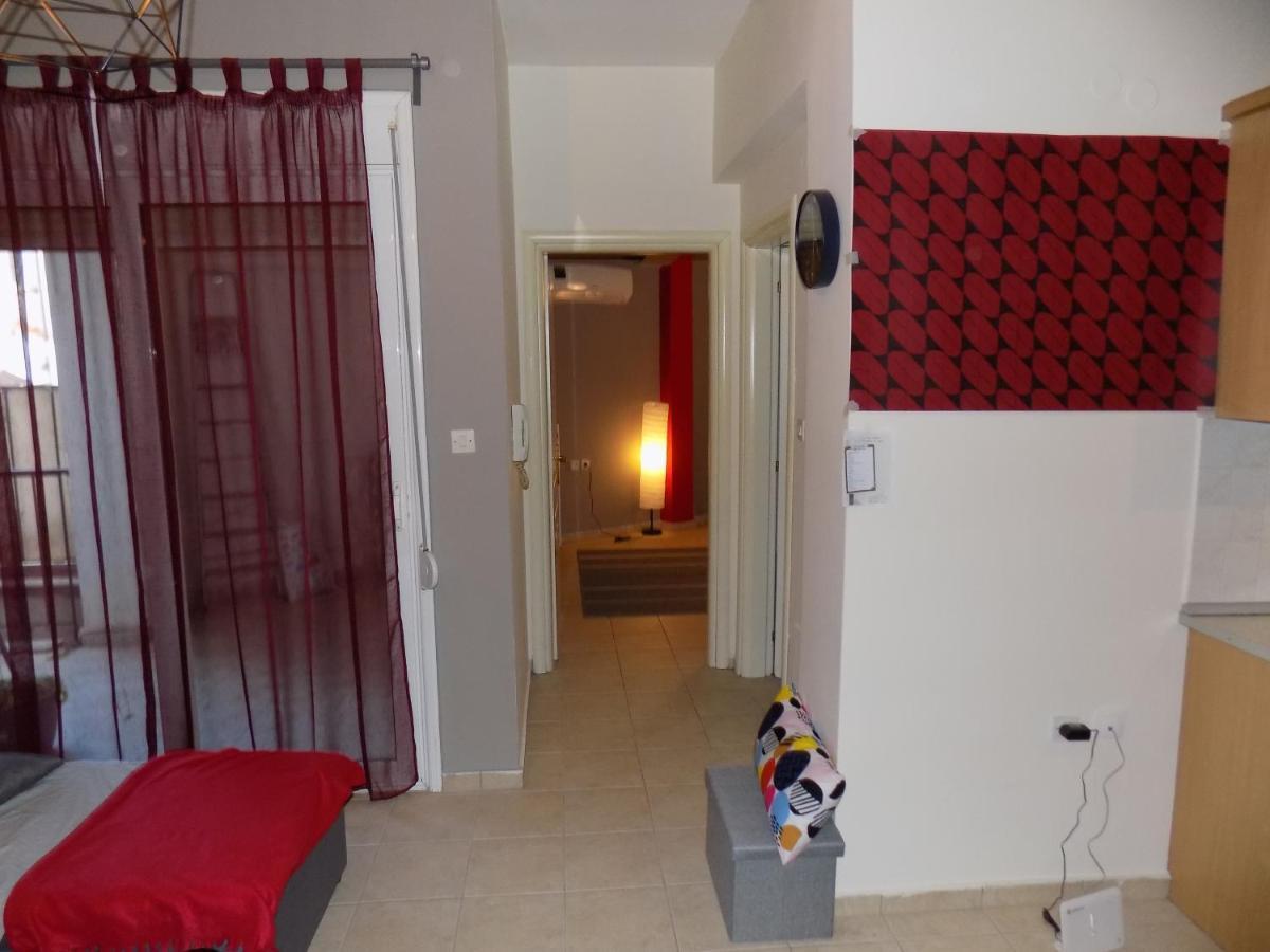 George'S Apartment In Volos Area Exteriör bild